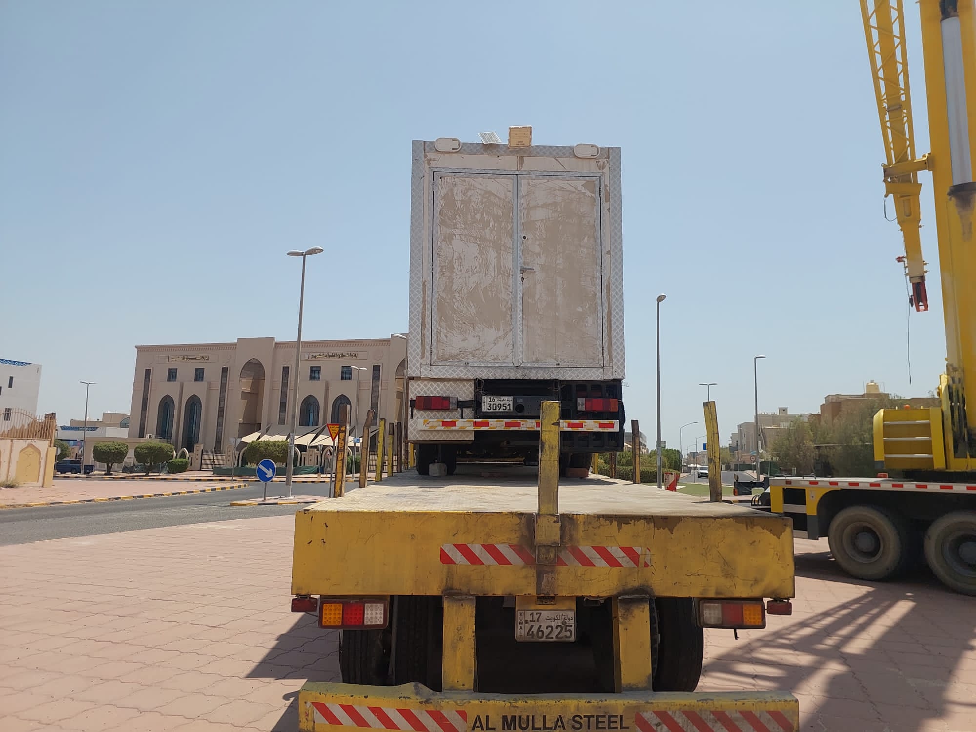 فرق النظافة الميدانية تكثف حملاتها التفتيشية في المحافظات 